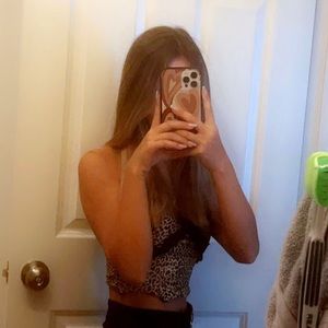 Meet your Posher, Veronica